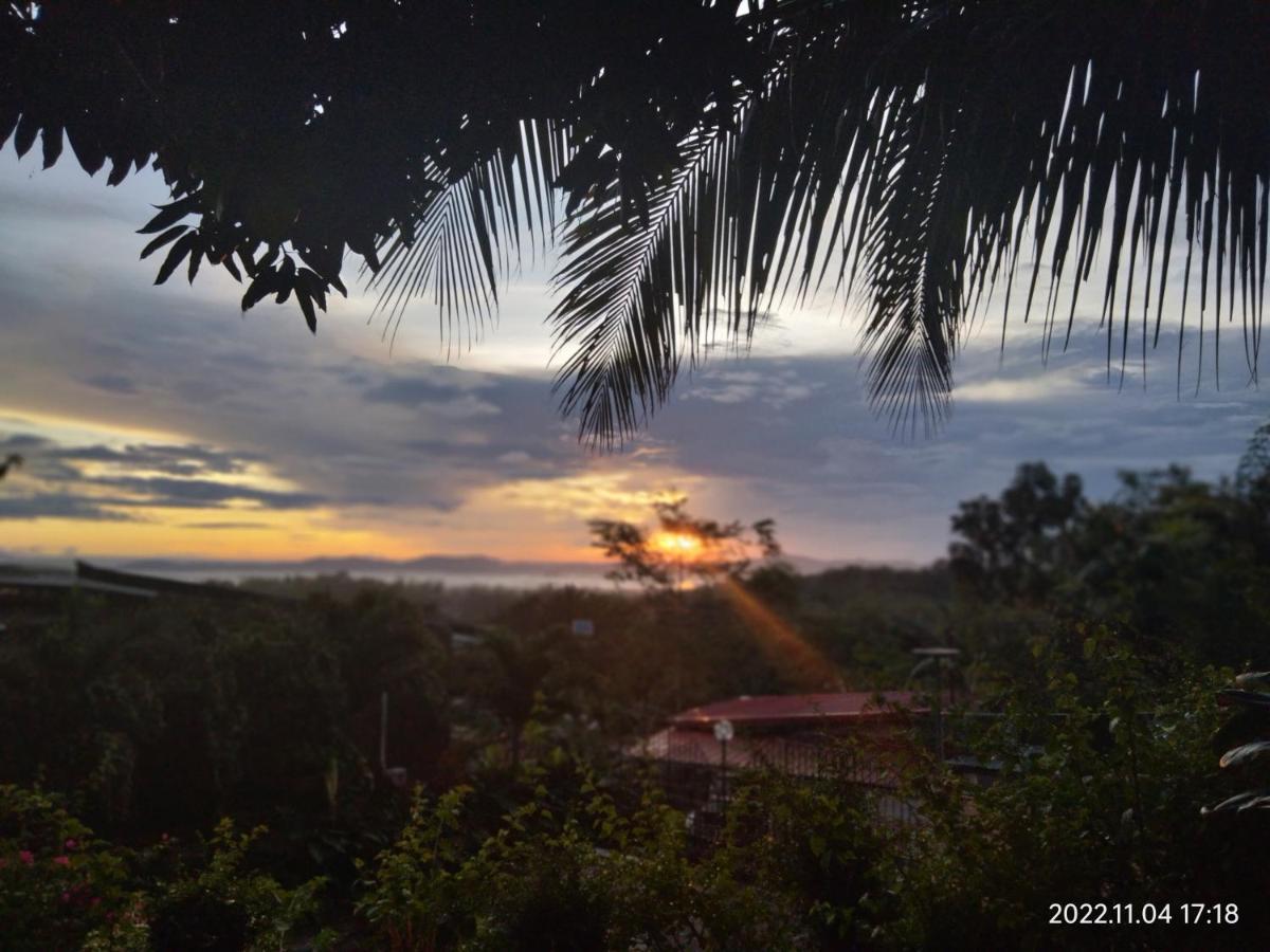 מלון Casa De Robles Tanay Rizal מראה חיצוני תמונה