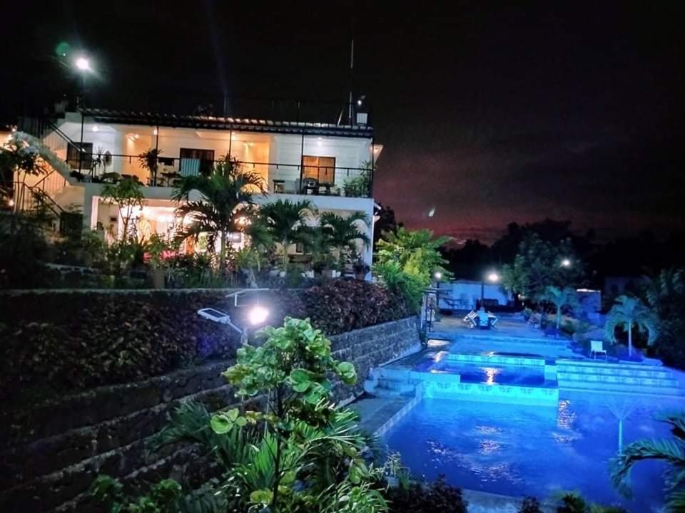 מלון Casa De Robles Tanay Rizal מראה חיצוני תמונה